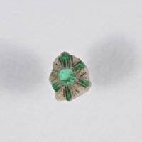 逆トラピッチェエメラルド 0.12ct
