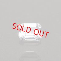 蛍光カラーレスアパタイト 0.43ct ソーティング UV付