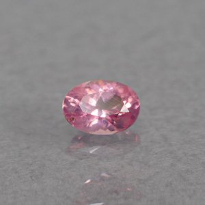 画像1: シルキーピンクスピネル 0.35ct UVペン付