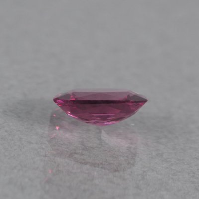 画像1: スピネル 0.85ct UVペン付