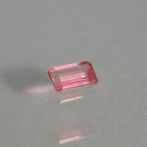 ヴェイリネナイト 0.16ct 鑑別書付